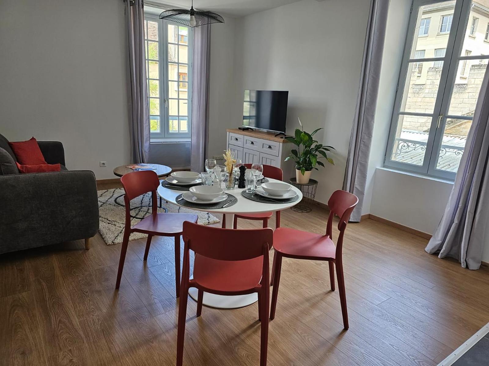 Apartamento Aux'Cerfs - A Deux Pas De L'Abbaye Auxerre Exterior foto